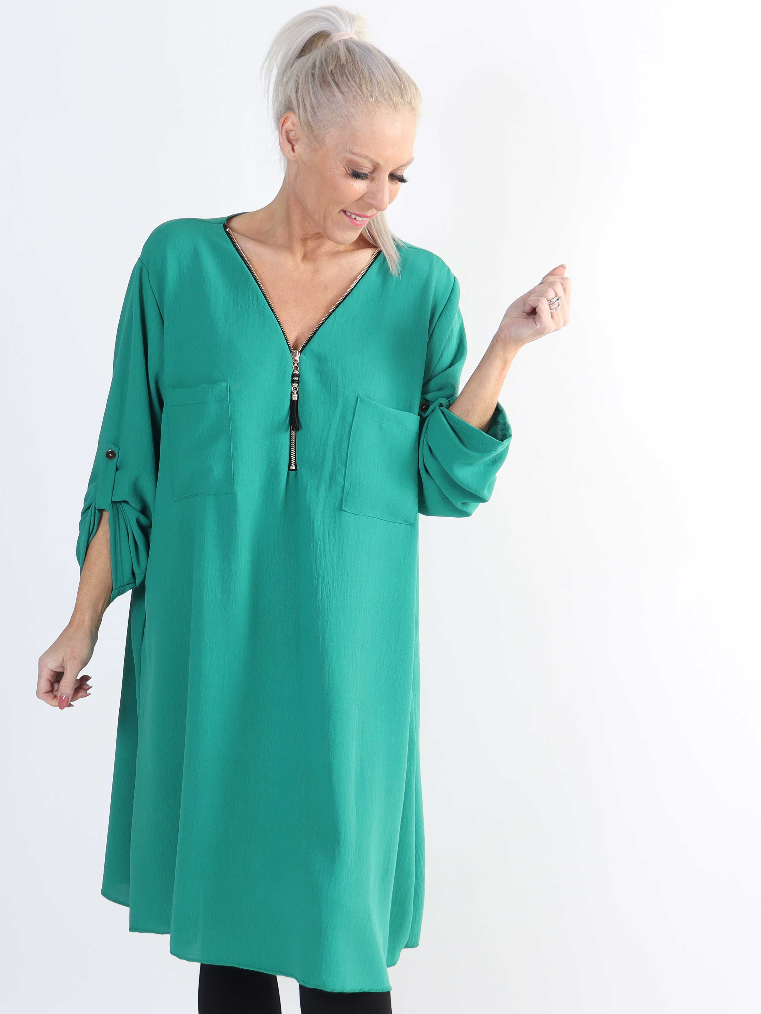 Claudia Dress - Tunikaklänning i plus size med dragkedja och fickor - Navy